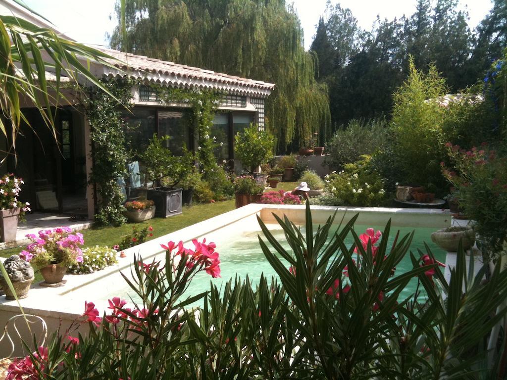 Le Clos Martin Eyragues Luaran gambar